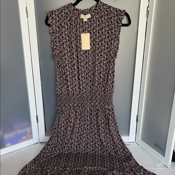 Michael Kors Dresses & Skirts - Michael Kors black maroon dress high neck smocked waist ruffed hem size M